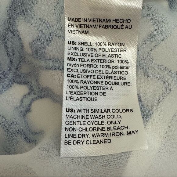 Chicos Off The Shoulder Maxi Dress Blue White Geometric Print Elastic Waist Sz 8 - Picture 6 of 8